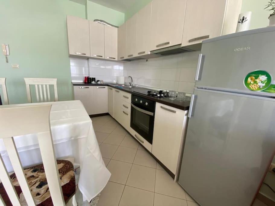 Gold Key Apartments, Durres Beach Εξωτερικό φωτογραφία